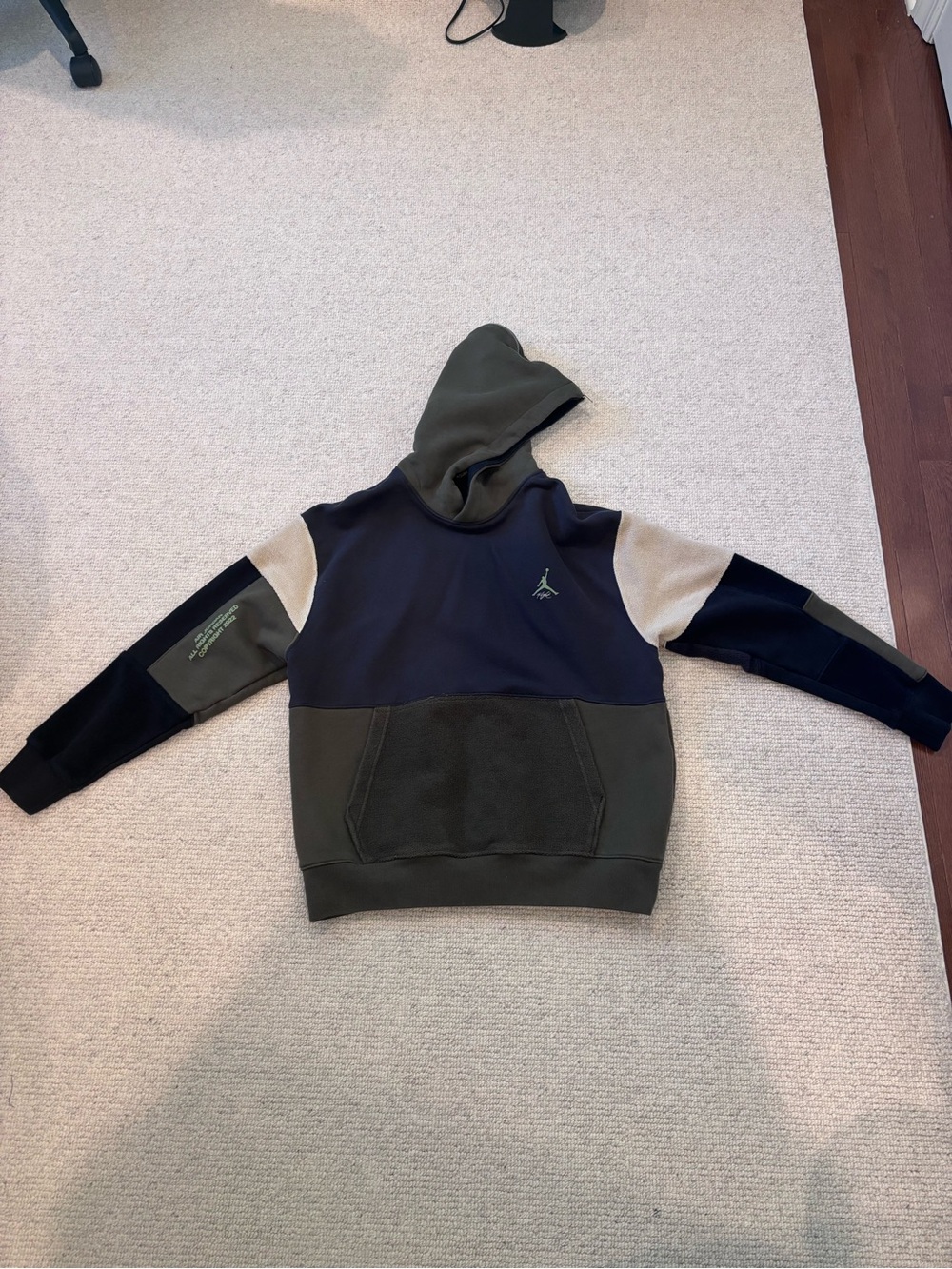 Jordan Colorblock Pullover Hoodie in Olive, Black & Cream